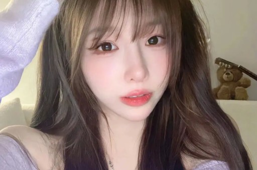 他被谢霆锋打成重伤发妻6次流产后离婚如今69岁现况如何？